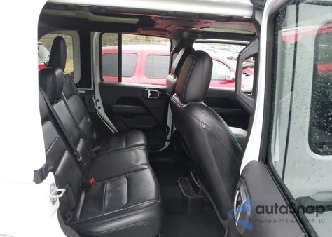 2021 Jeep Wrangler Unlimited Sahara Altitude 4X4 z USA, uszkodzony, nr VIN 1C4HJXEG6MW703815